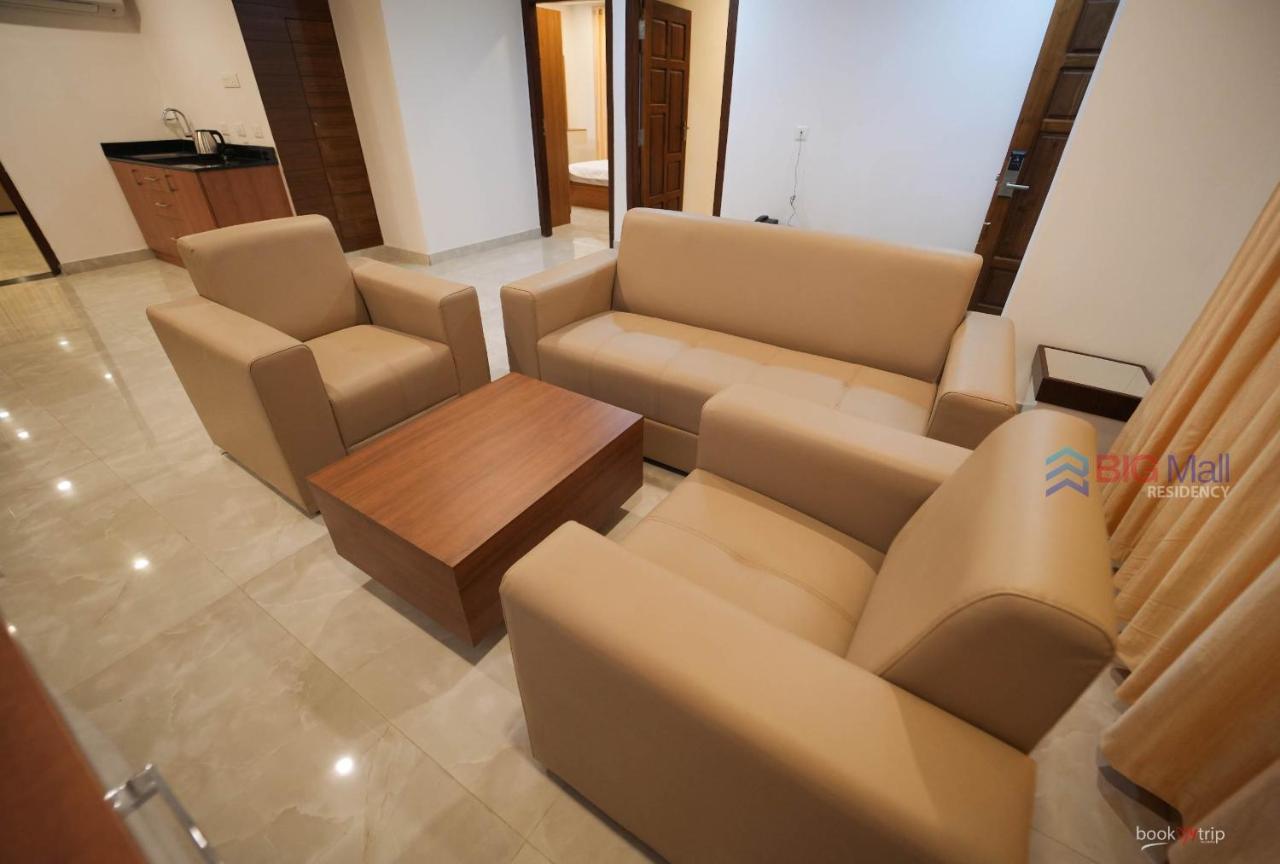 Hotel Bigmall Residency Kannangad Exterior foto