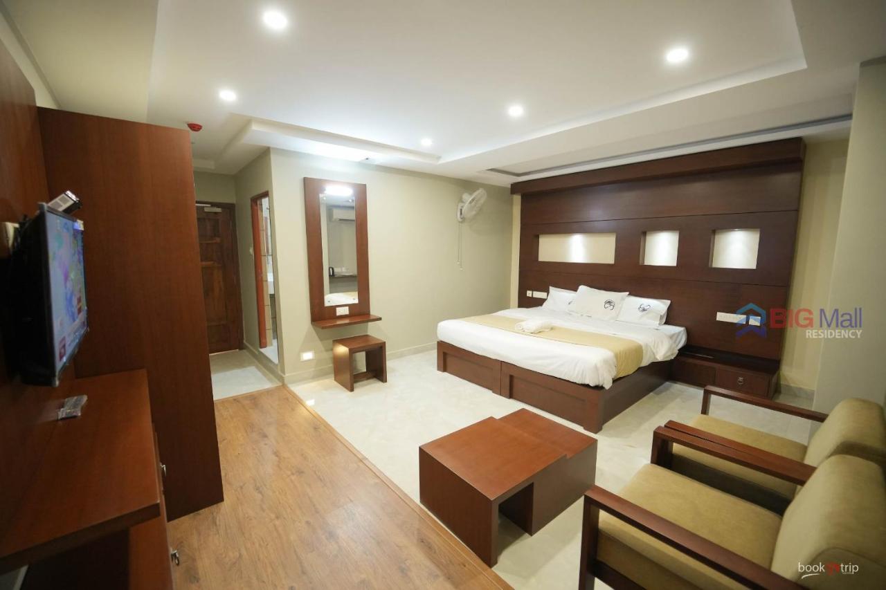 Hotel Bigmall Residency Kannangad Exterior foto
